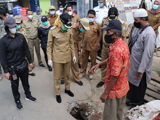 kondisi di Jalan Ponorogo , kondisi jalan rusak parah , percepatan jalan di Pornorogo