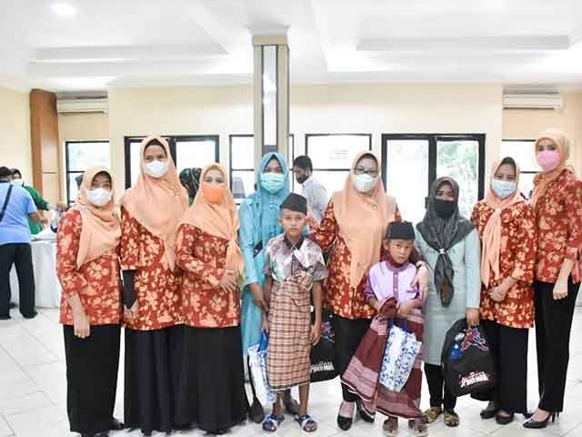 implementasi program organisasi DWP , inisiasi DWP Kabupaten Muba , khitanan massal bagi anak-anak , sunatan massal