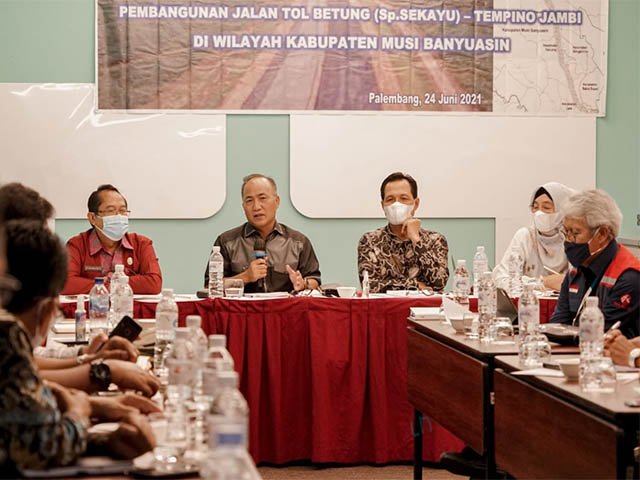 pembangunan jalan tol Betung , pembebasan lahan , Proyek Strategis Nasional