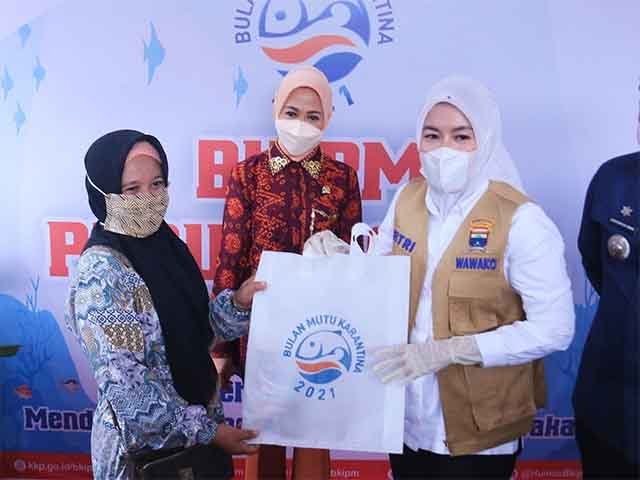 bantuan paket ikan segar