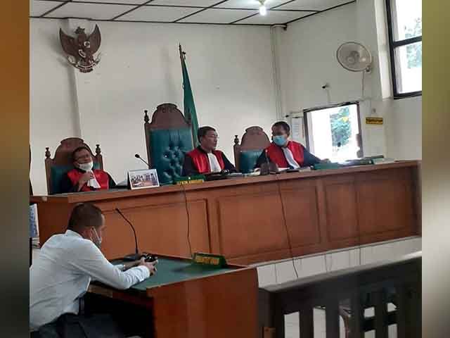 paket narkotika jenis ganja , pembuktian di Pengadilan , Pengedar Narkotika