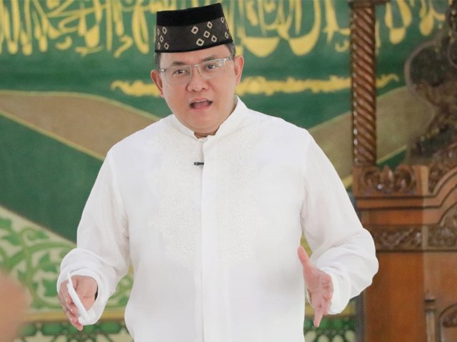 meminimalisir penularan wabah COVID-19 , Pandemi Covid-19 , Shalat Idul Adha di rumah