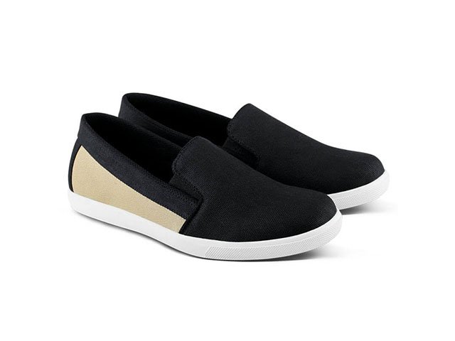 sneakers slip on