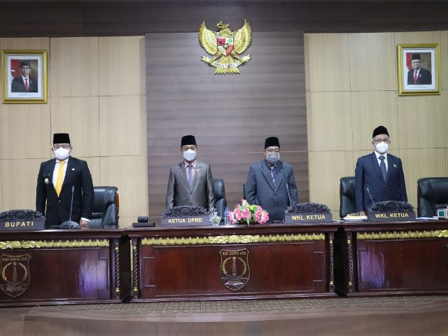 mufakat semangat kemitraan , nota kesepakatan persetujuan , Rapat Paripurna DPRD