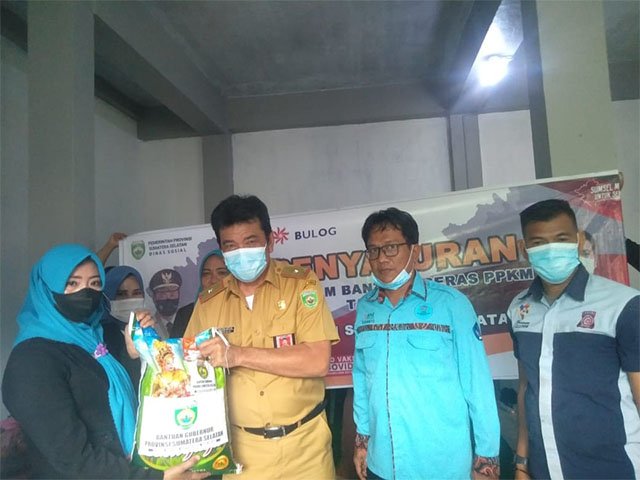 kegiatan penyaluran beras PPKM