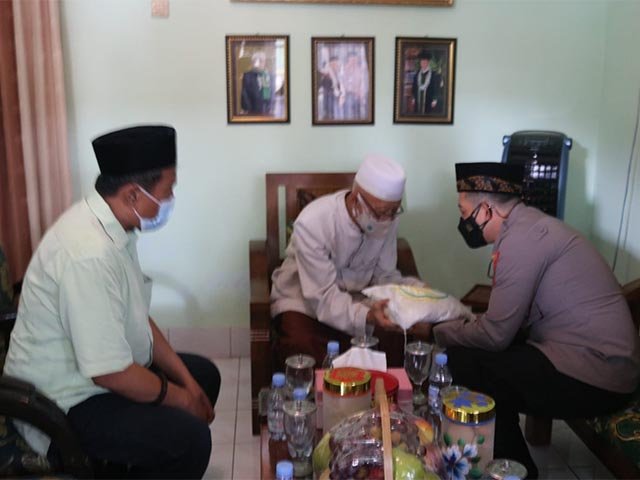 Budayakan Prokes sebagai Kebutuhan , jaga persatuan dan kesatuan , mempererat hubungan tali silaturahmi