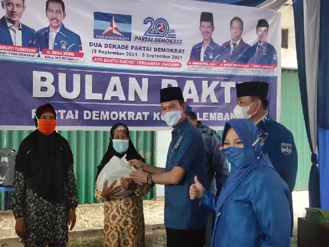 HUT ke 20 Tahun Partai Demokrat , meringankan beban masyarakat , Pembagian Sembako