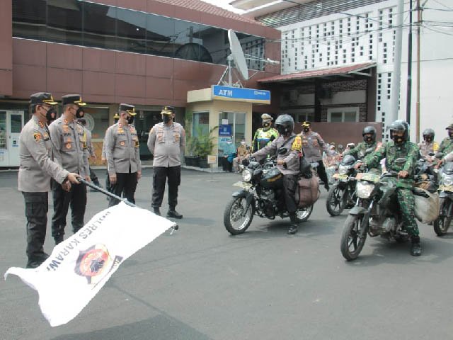 Alumni AKABRI 89 , gerakan sosial , ladang amal ibadah , Pembagian Sembako