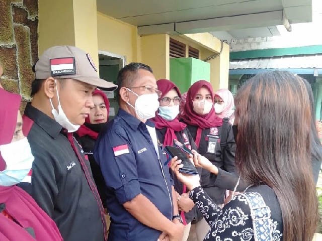 Kerja Nyata UMKM Sriwijaya , penyerahan legalitas dari akte notaris , program dari pemerintah pusat , UMKM kota Palembang