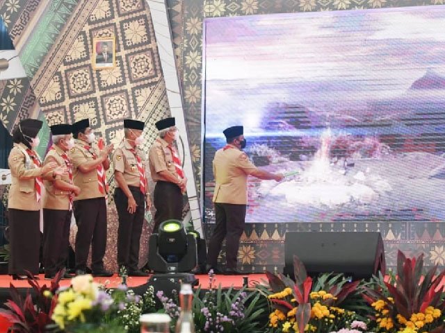 Gerakan Pramuka , Kegiatan Pramuka , membina kedisiplinan generasi muda , Perkemaahan Wirakarya Nasional , Perkemahan Bakti Saka Bhayangkara , Pertikaranas