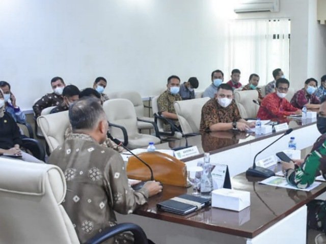 Menteri Pertanian Bakal Panen Sawit Hasil Peremajan di Muba