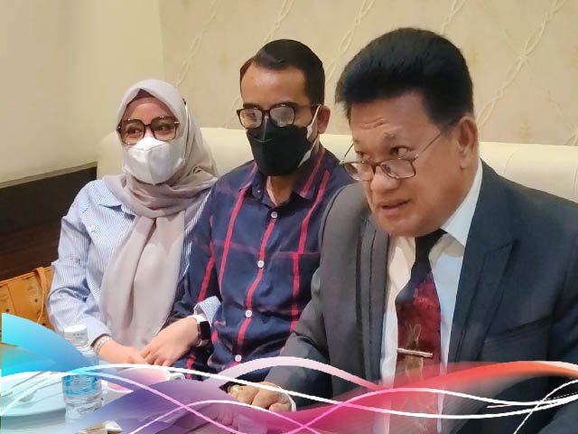 melakukan pelecehan seksual , oknum dosen usri