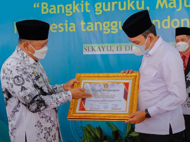 Hari Guru Nasional , HUT PGRI , Persatuan Guru Republik Indonesia , tunjangan insentif bagi PPPK