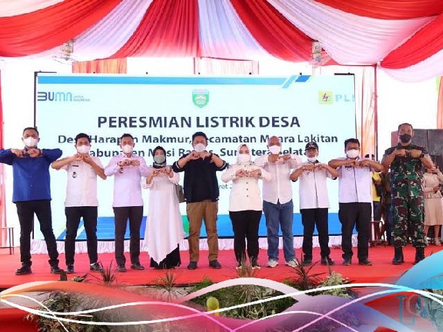 desa yang terang benderang , Kawasan Hutan Tanam Industri , Listrik Masuk Desa