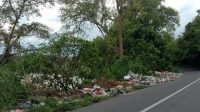 Foto Istimewa : Tumpukan Sampah Dipersoalkan Warga sebab tebar bau busuk dan tidak sedap dipandang
