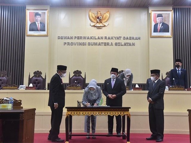 pelaku jasa konstruksi