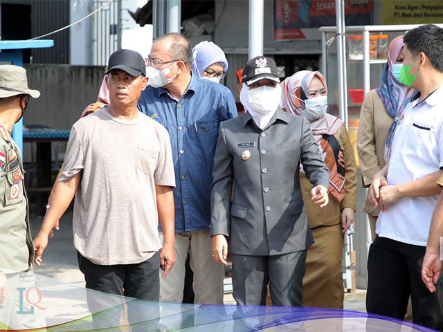 jalan yang rusak , menjaga infrastuktur , saluran air