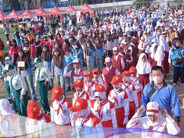 lomba gerak jalan