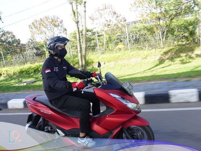 Astra Motor Sumsel , Cara Naik Motor Matik , sepeda motor matic , teknik berkendara