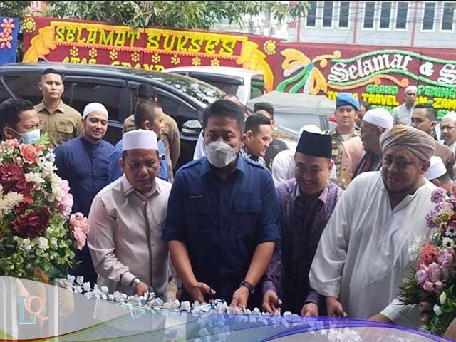 Gedung Baru Taqwa Trevel, perlengkapan umroh dan haji