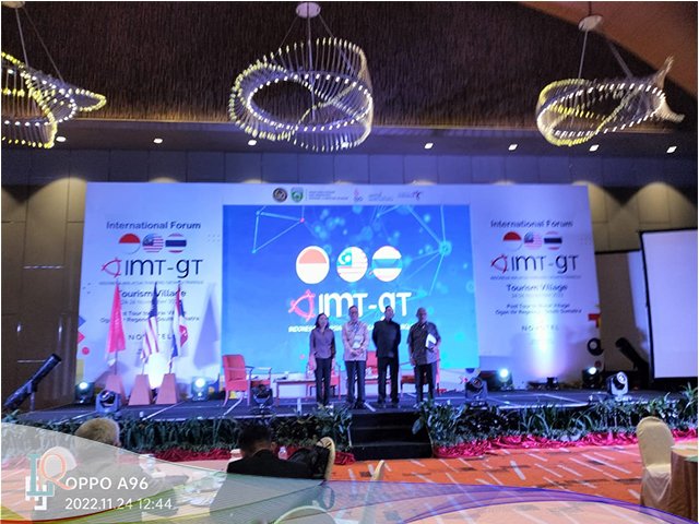 Anugerah Desa Wisata Indonesia , membangun ekonomi kerakyatan , Membangun Konekivitas ASEAN , Pinggiran Sungai Musi