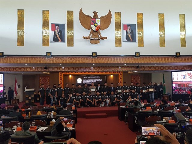 pengambilan sumpah janji