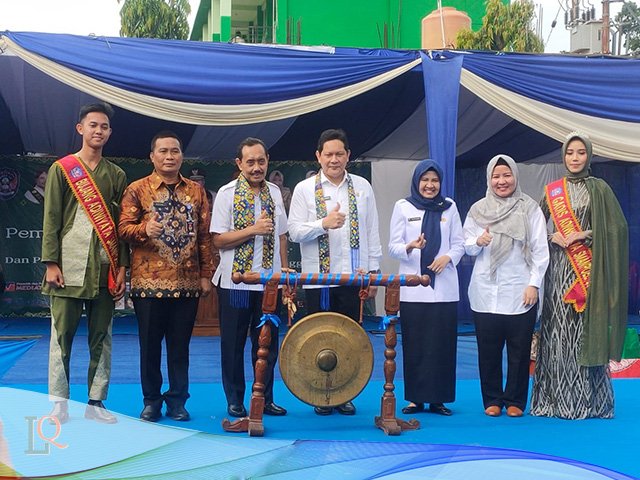 Bujang Gadis SMA , Bujang Gadis Smanpoel 2023 , SMA Negeri 10 Palembang