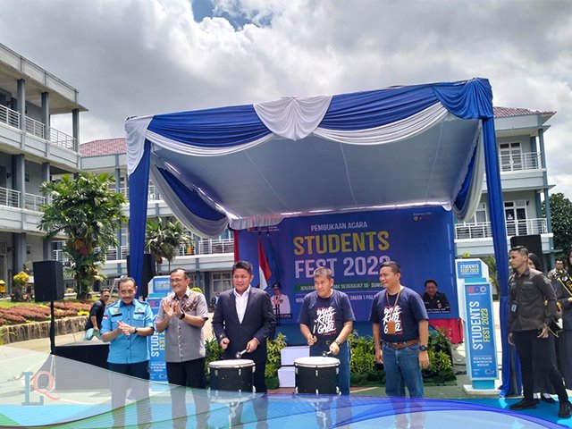 Pembukaan Student FEST , SMA Negeri 1 Palembang