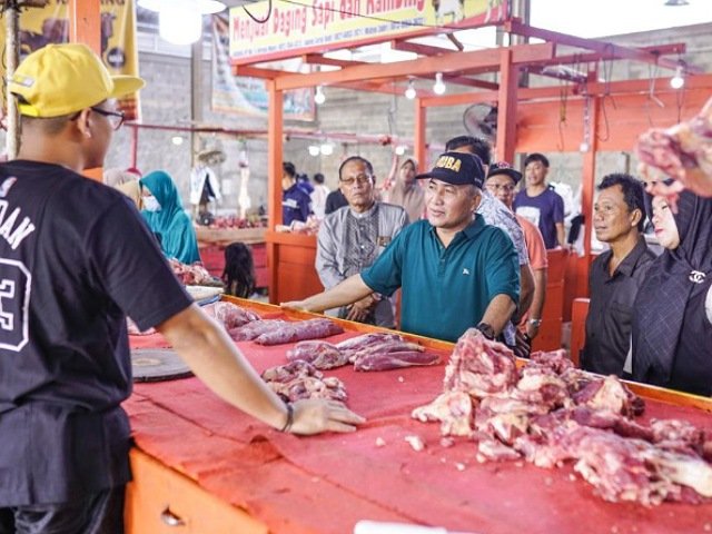 harga bahan pokok, jelang idul fitri, pasar tradisional
