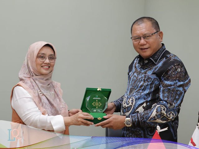 Kuliah gratis , Pengembangan Sistem Pemerintahan , Universitas Telkom Bandung
