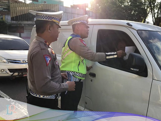 himbauan tertib lalu lintas