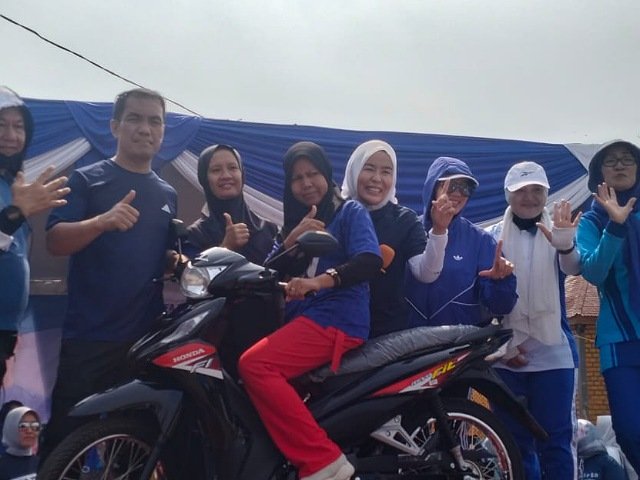 Doorprise Barang Elektronik , Senam Sehat