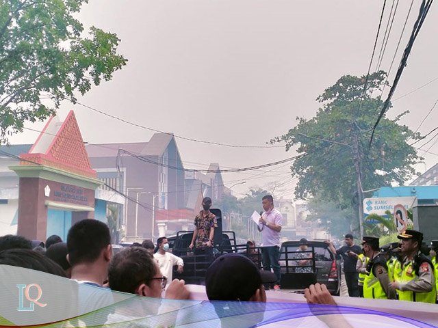 Aksi Demo di Kantor Gubernur , Gerakan Rakyat Anti Korupsi