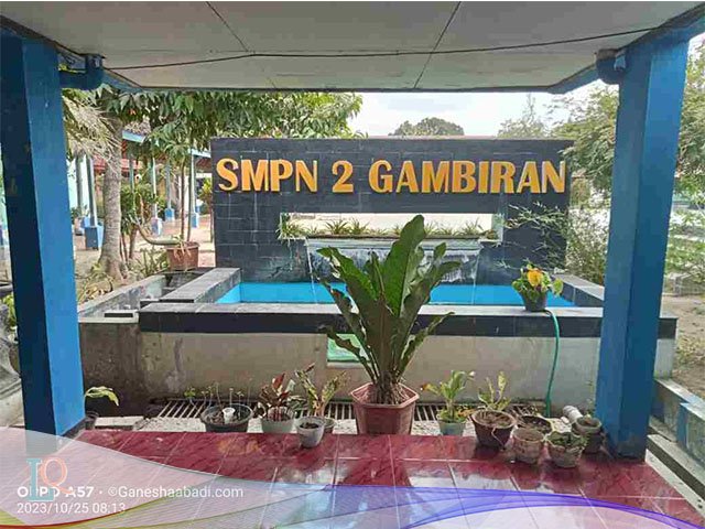 Mengintimidasi Seorang Murid , SMP Negeri 2 Gambiran