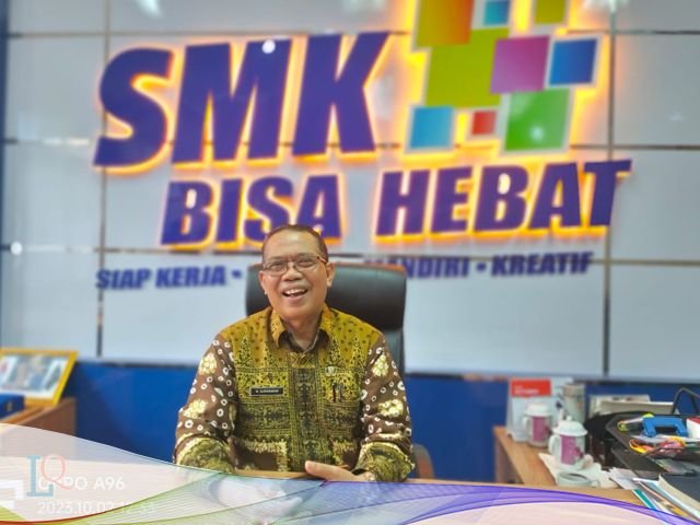 Kabut Asap , Kepala SMKN 2 Palembang