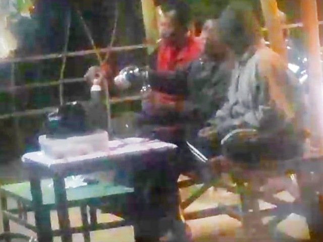 menjual minuman keras , tempat karaoke