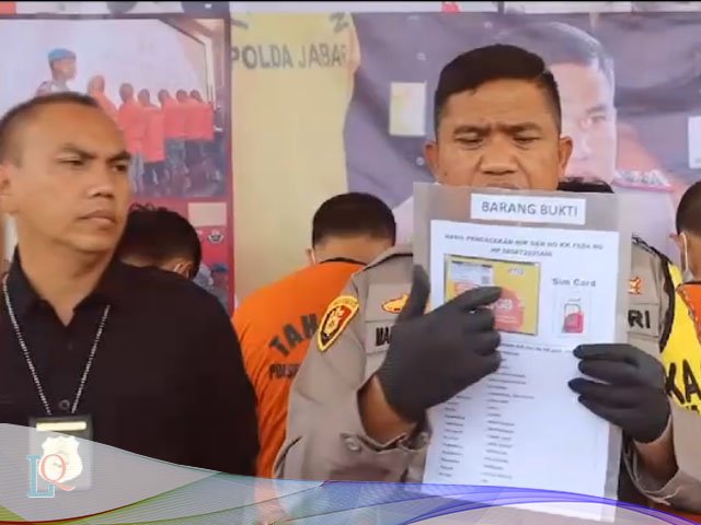 Aktifasi Kartu Perdana Indosat , Penyalahgunaan Identitas Data Kependudukan