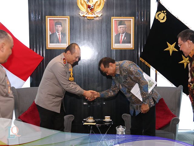 bantuan mobil damkar