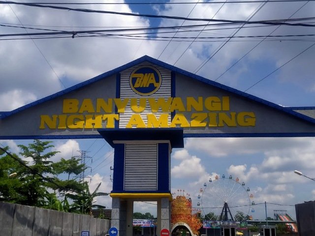 Banyuwangi Night Amazing , tempat bermain yang roboh
