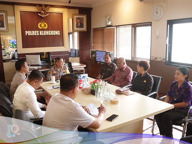 Pengawas Tempat Pemungutan Suara