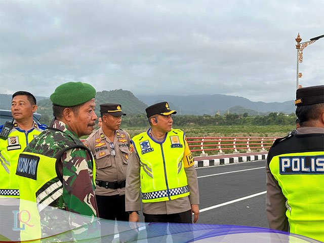 Penyambutan Malam Tahun Baru, Tahun Baru Di Jembatan Merah