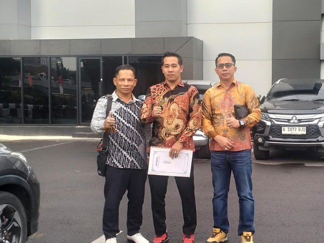 Bertindak Professional , Kuasa Hukum Bidan AT , menangani perkara