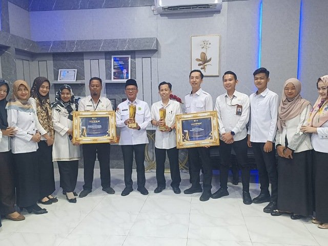 Prestasi Luar Biasa, Kanwil Kemenag Sumsel Raih Dua Penghargaan Dari Kementrian Agama RI