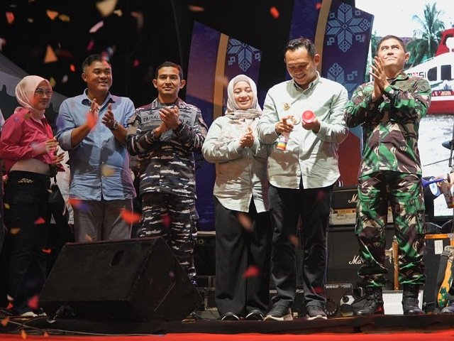 Danlanal Palembang Hadiri Pesta Rakyat Palembang Bersinar