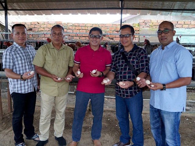 Kasdim 0418/Palembang Dampingi Pangdam II/Swj Dalam Kunjungan Kapuspen TNI Tinjau Urban Farming Taman Aspirasi Kodam II/Swj