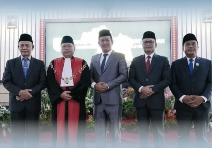 Demokrat , ketua DPRD , Paripurna