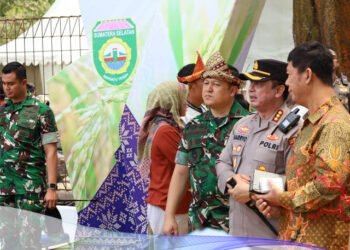 Panen Perdana Padi Apung