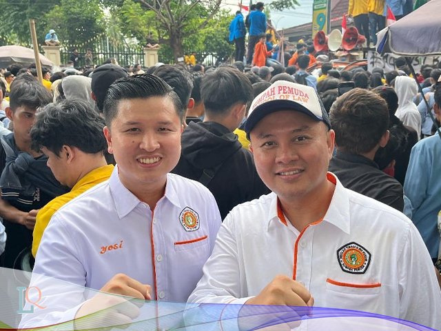 Demokrasi Bernegara , menyampaikan pendapat di muka umum