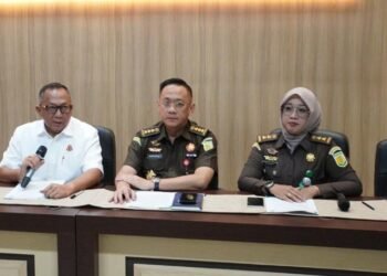 Penahanan Tersangka WS Dalam Perkara Dugaan Tipikor Pemberian Fasilitas Pinjaman/Kredit Dari Salah Satu Bank Plat Merah Kepada PT. BBS dan PT. SAL