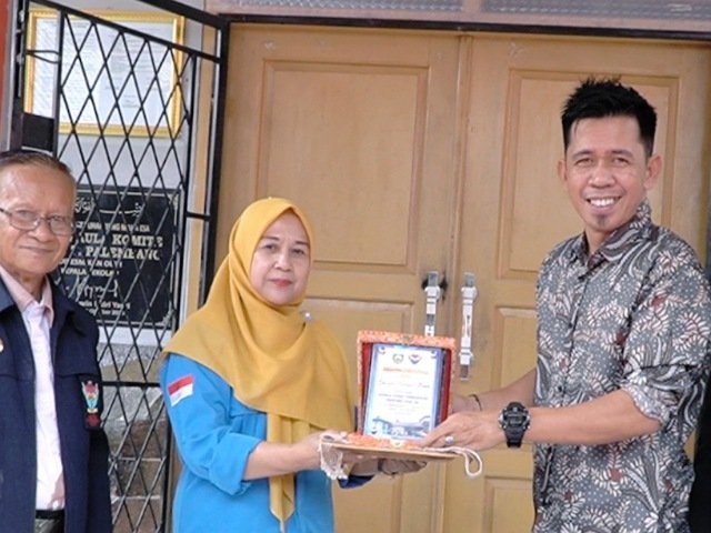 Peresmian Gedung Aula Komite SMA Negeri 7 Palembang Resmi Digelar